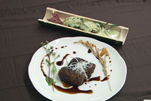 肉巻きのおにぎりと山の芋のかき揚げ